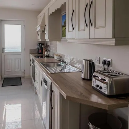 Inis Beag - Your Getaway * Gweedore